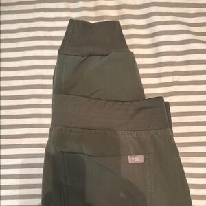 Figs jogger Olive Green